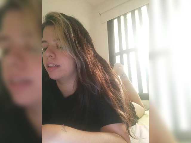 SuRomero live cam profile