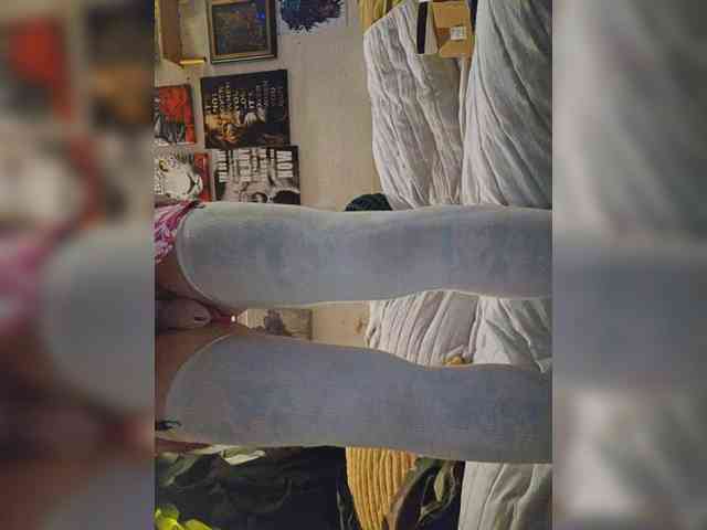 Em11dee11tee11a Live Webcam on BongaCams