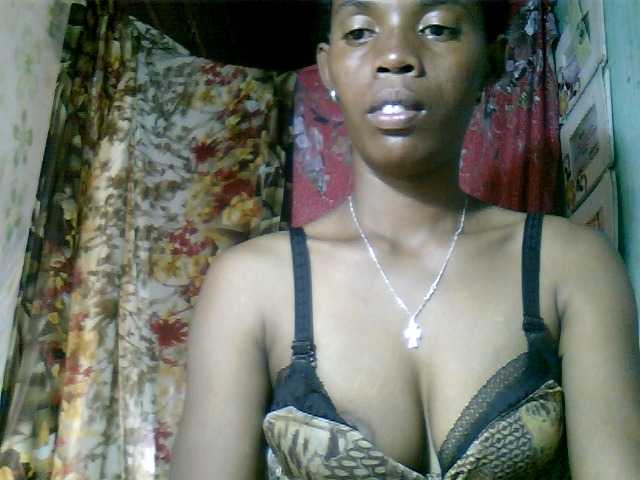 Sex chat gratuit in direct cu Fanihsexy pe BongaCams