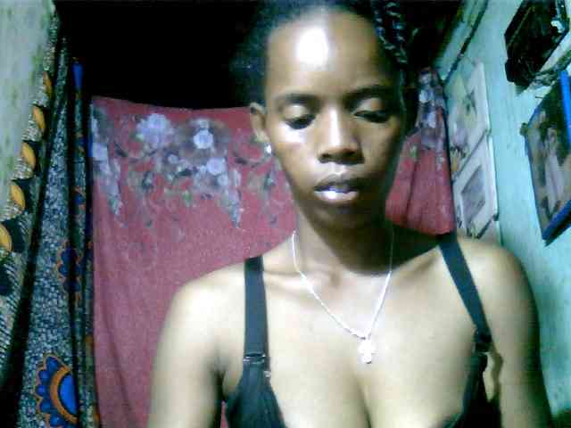 Fanihsexy bongacams
