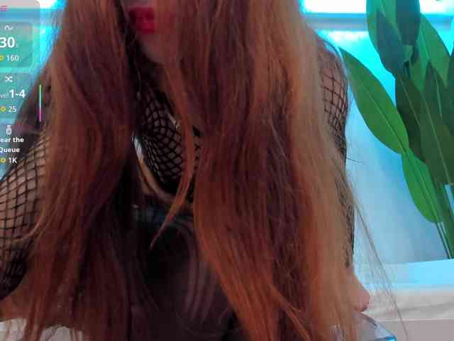 Royal-Naughty webcam