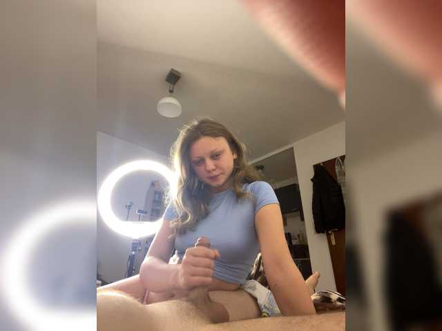 VixyVee Live Webcam on BongaCams