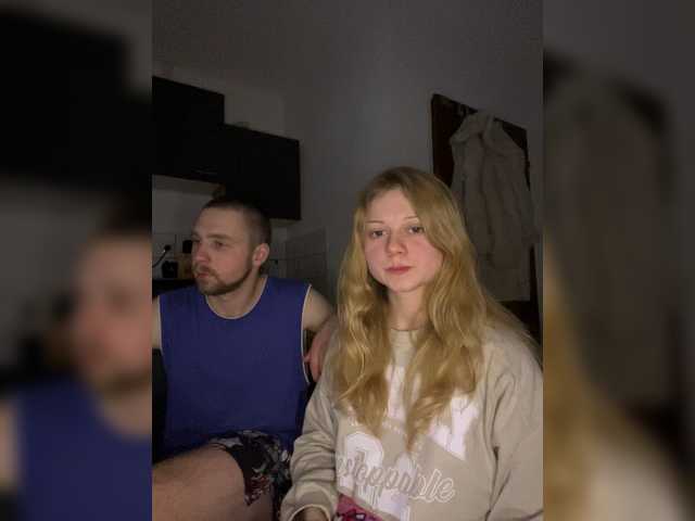 VixyVee's BongaCams show and profile