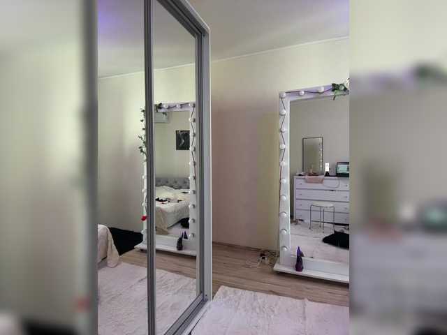 ALISE8881 Live Webcam on BongaCams