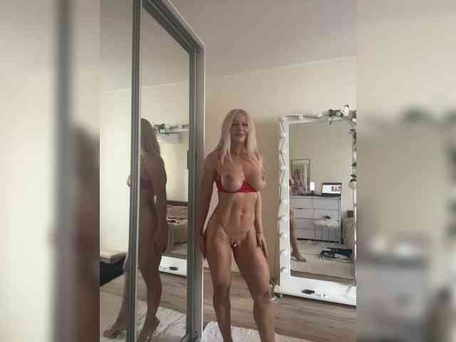 ALISE8881's webcam live show