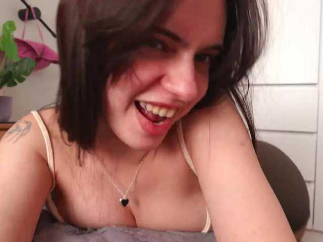 Meowmacito's BongaCams show and profile