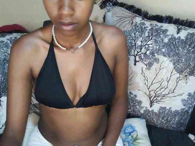 Candybrown Live Webcam on BongaCams