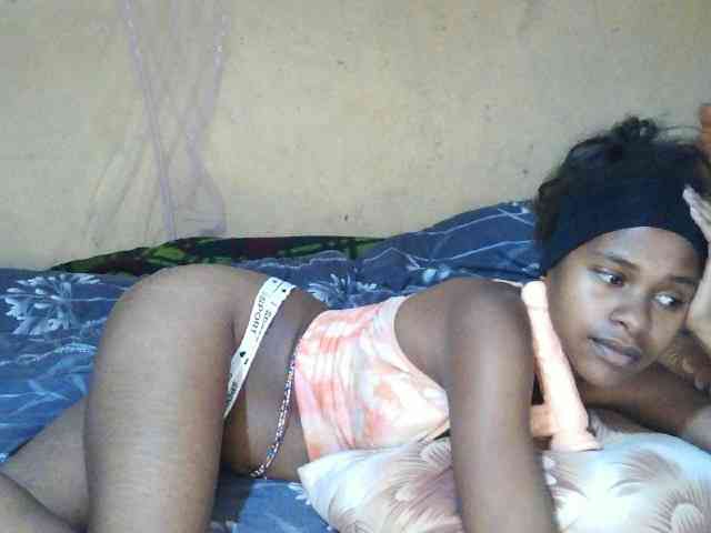 Candybrown webcam