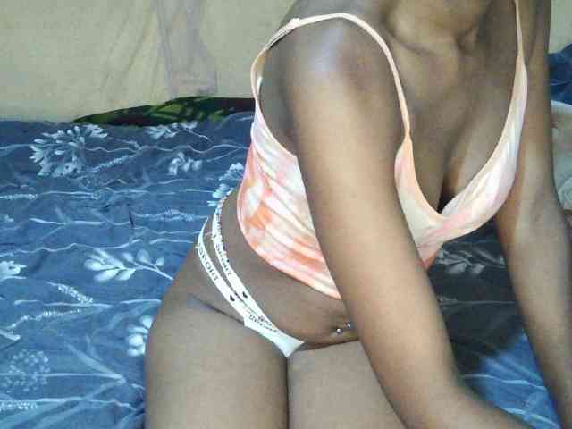 Candybrown webcam