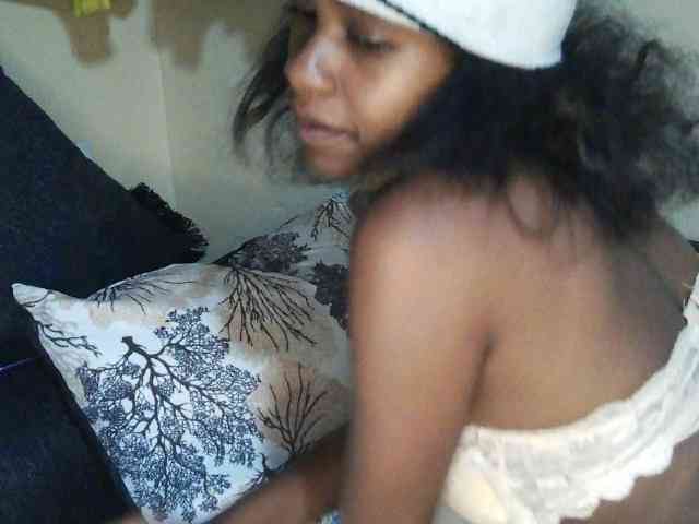 Candybrown webcam