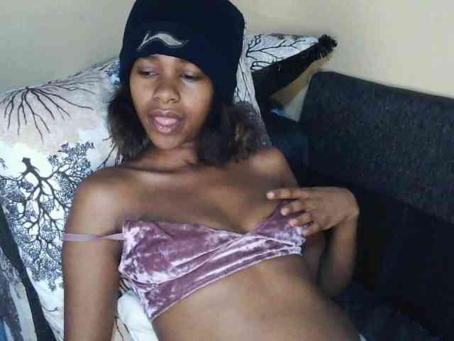 Candybrown webcam