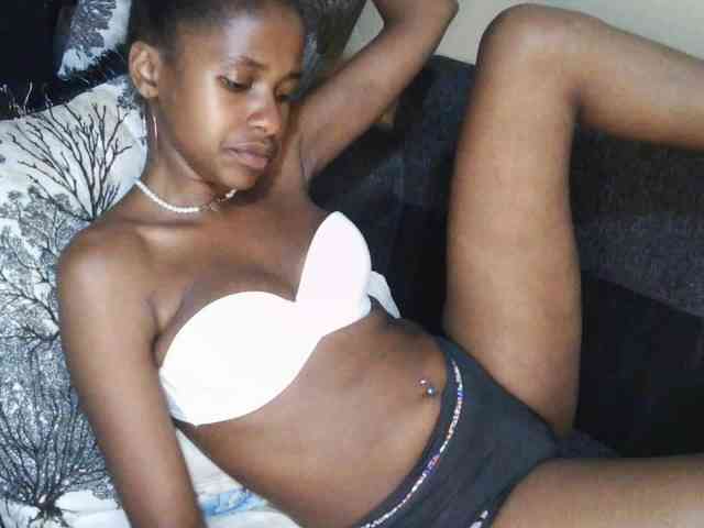 Candybrown webcam