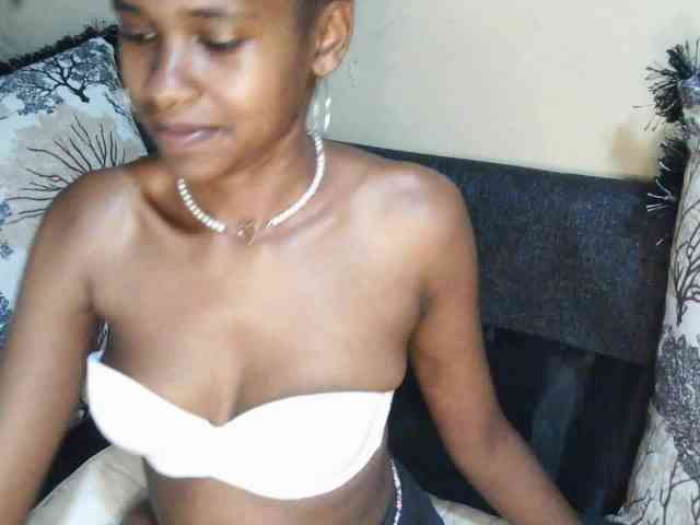 Candybrown webcam
