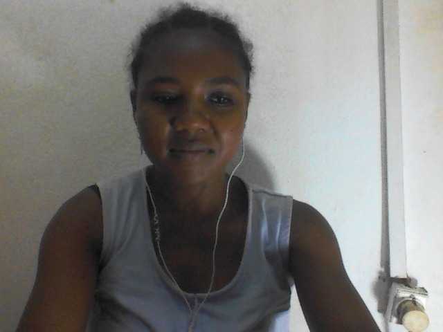 Cutie12 Live Cam on BongaCams