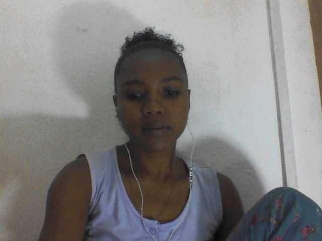 Cutie12 Live Cam on BongaCams