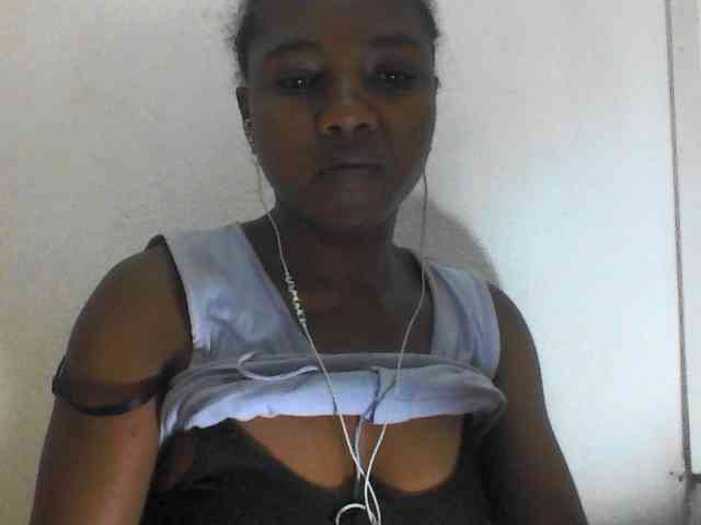 Cutie12 Live Webcam on BongaCams