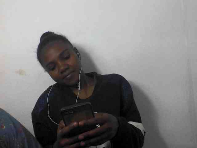 Cutie12 Live Webcam on BongaCams