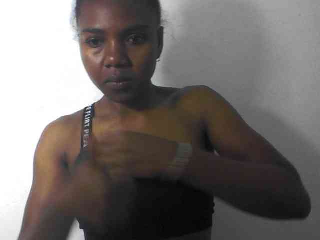 Cutie12 Live Webcam on BongaCams