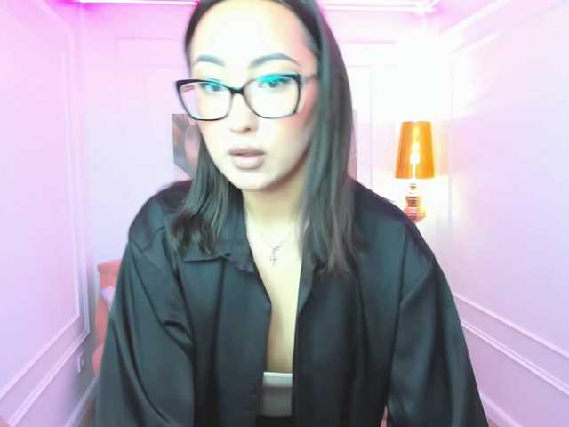 EvaSarazardje's BongaCams show and profile