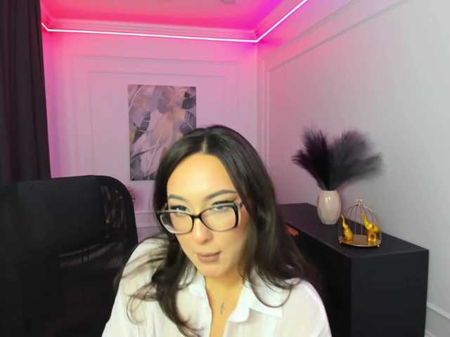 EvaSarazardje's BongaCams show and profile