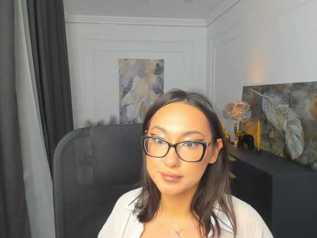 EvaSarazardje's BongaCams show and profile