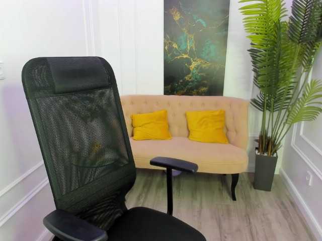 EvaSarazardje's BongaCams show and profile