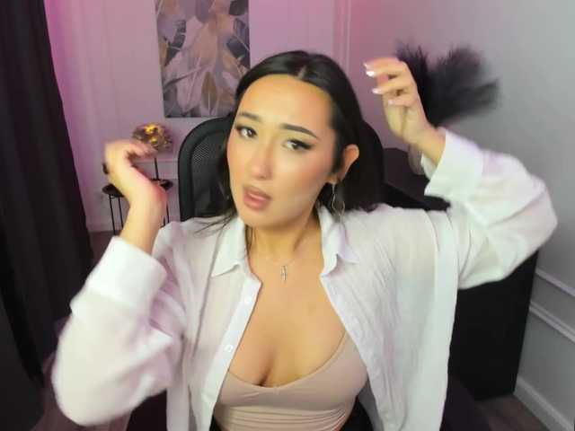 EvaSarazardje's BongaCams show and profile