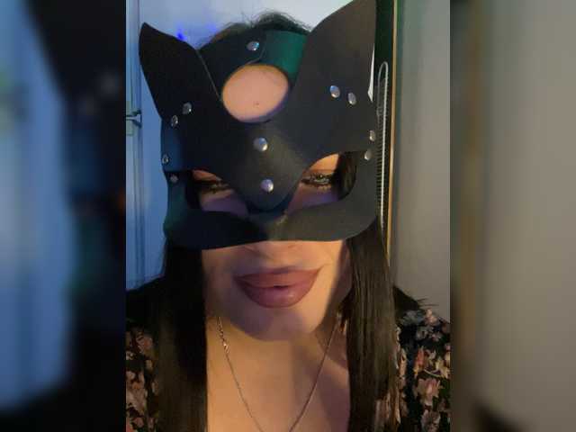 Zhanna-dark's BongaCams show and profile