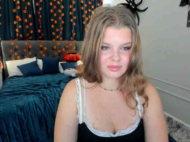 WildDesirea webcam