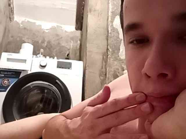 Hothornyboy1