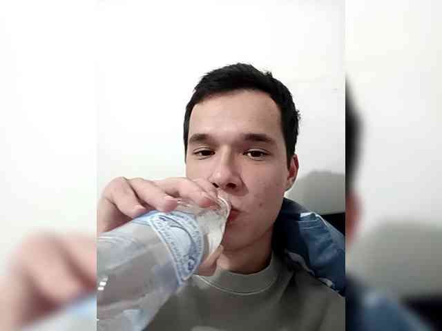Hothornyboy1