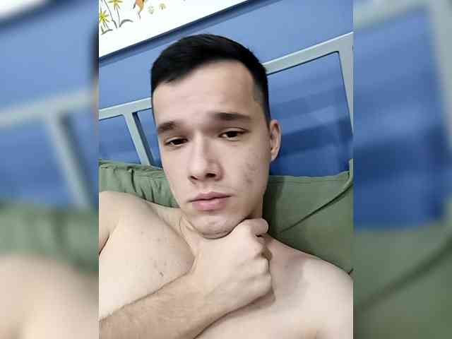 Hothornyboy1 Live Webcam on BongaCams