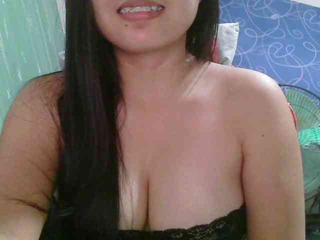 Courtney01 webcam