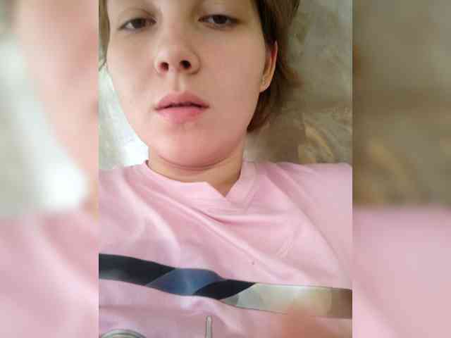 SweetyKitty25 webcam