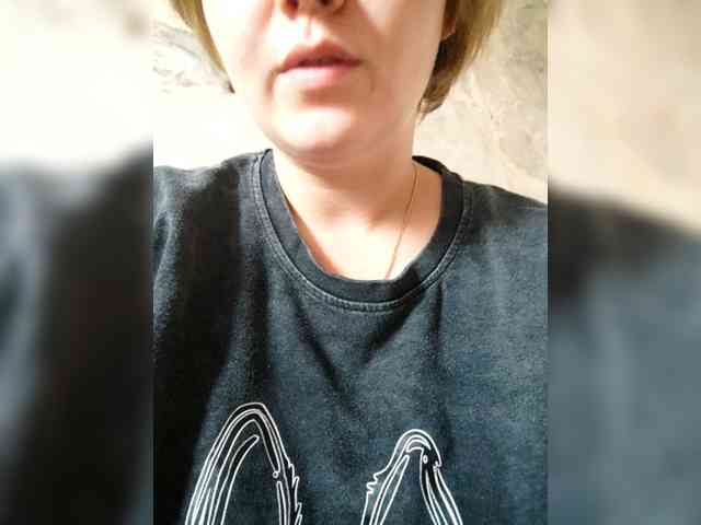 SweetyKitty25 webcam