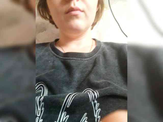 SweetyKitty25 webcam
