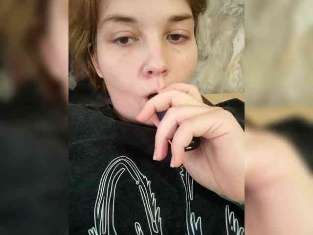 SweetyKitty25 webcam