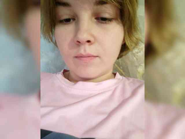 SweetyKitty25 webcam