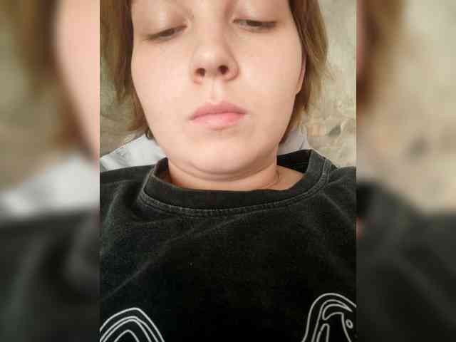 SweetyKitty25 webcam