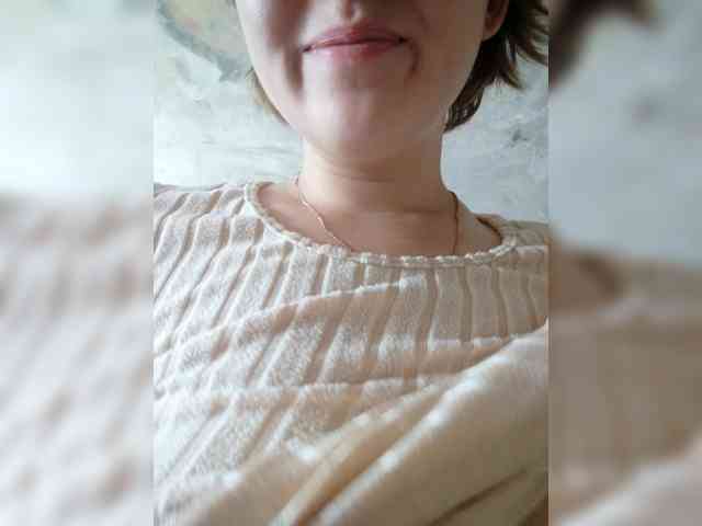 SweetyKitty25 webcam
