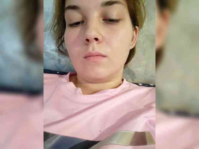 SweetyKitty25 webcam
