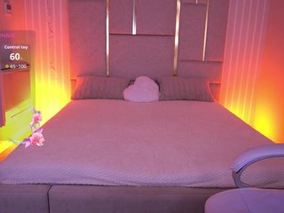 MirielleNymph Porn Show