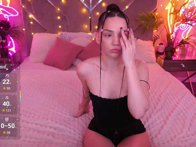 MirielleNymph live cam