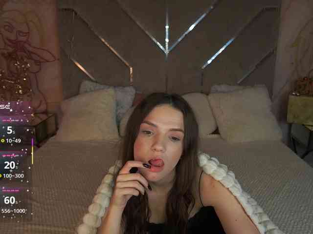 MirielleNymph webcam