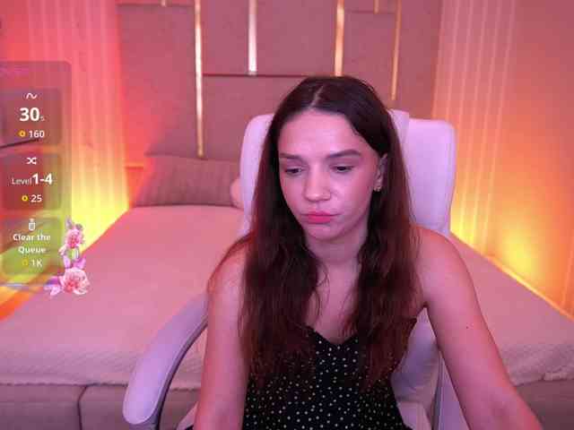 MirielleNymph webcam