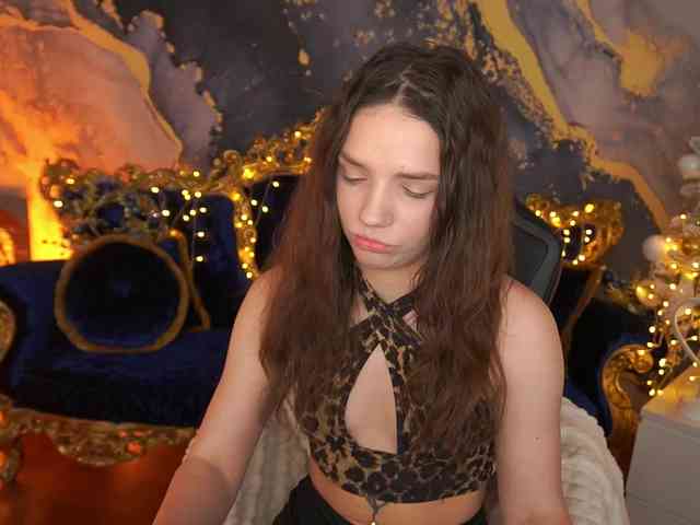 MirielleNymph webcam