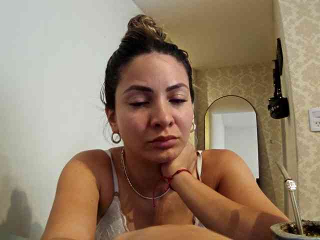 valenseleni96 valenseleni96