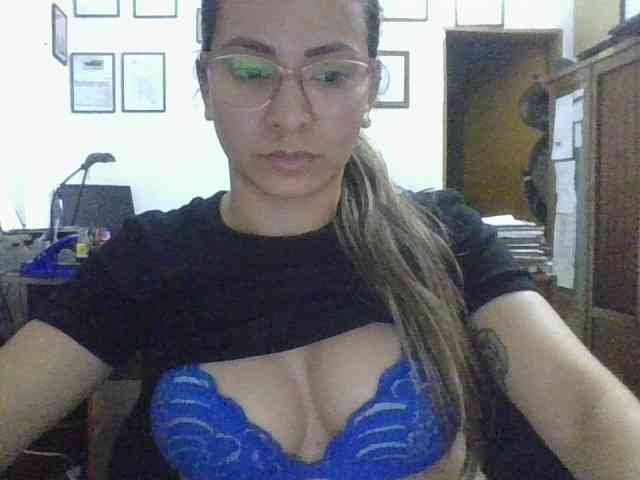 valenseleni96 webcam