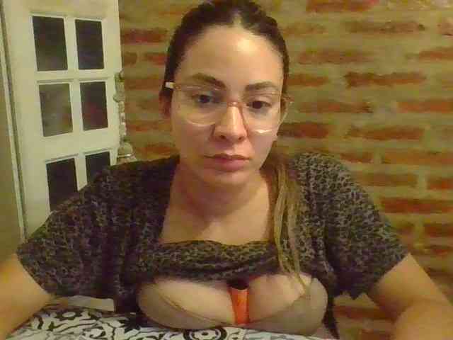 valenseleni96 webcam