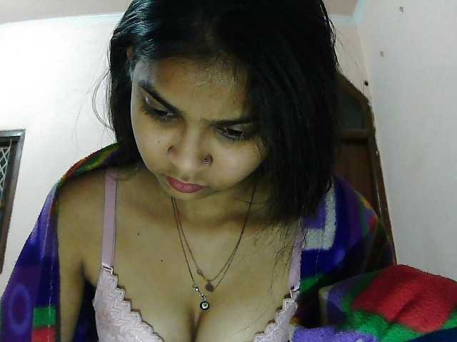 cute_Pihu webcam